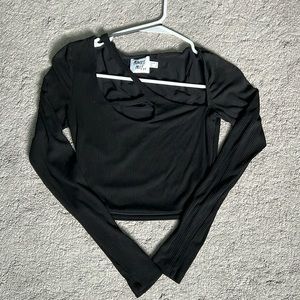 Cropped Long-Sleeve Top